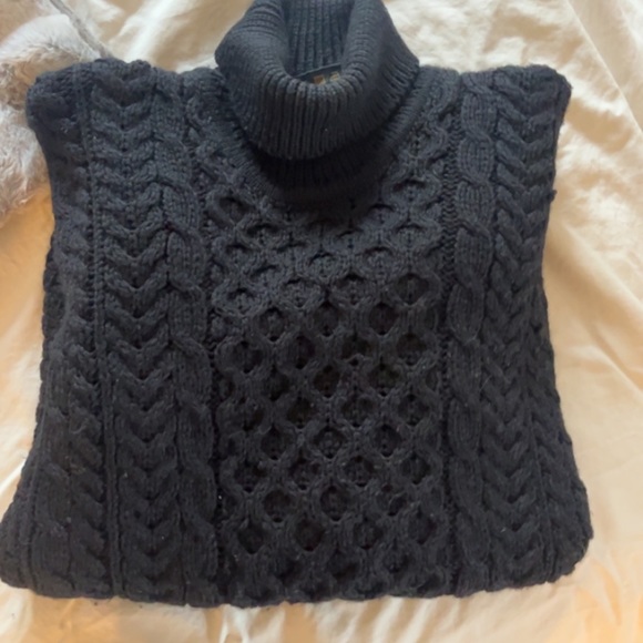 TIMELESS & TRADITIONAL WOMEN'S FISHERMAN TURTLENECK SWEATER - Picture 3 of 4